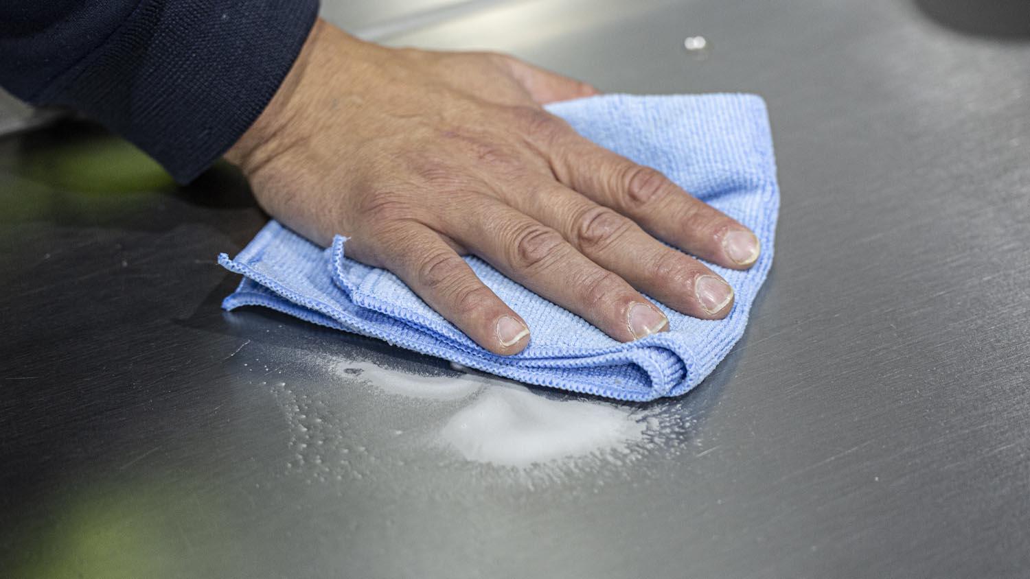 HARITSONS Diatomaceous Earth:
Metal Polish Mild Abrasive